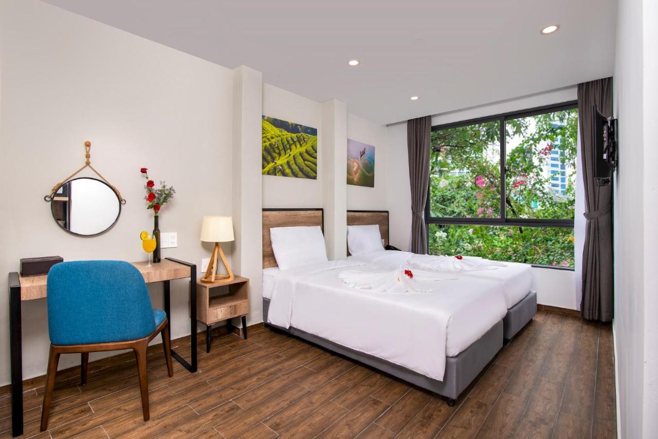 Golden Lotus Central Hotel Nha Trang Buitenkant foto