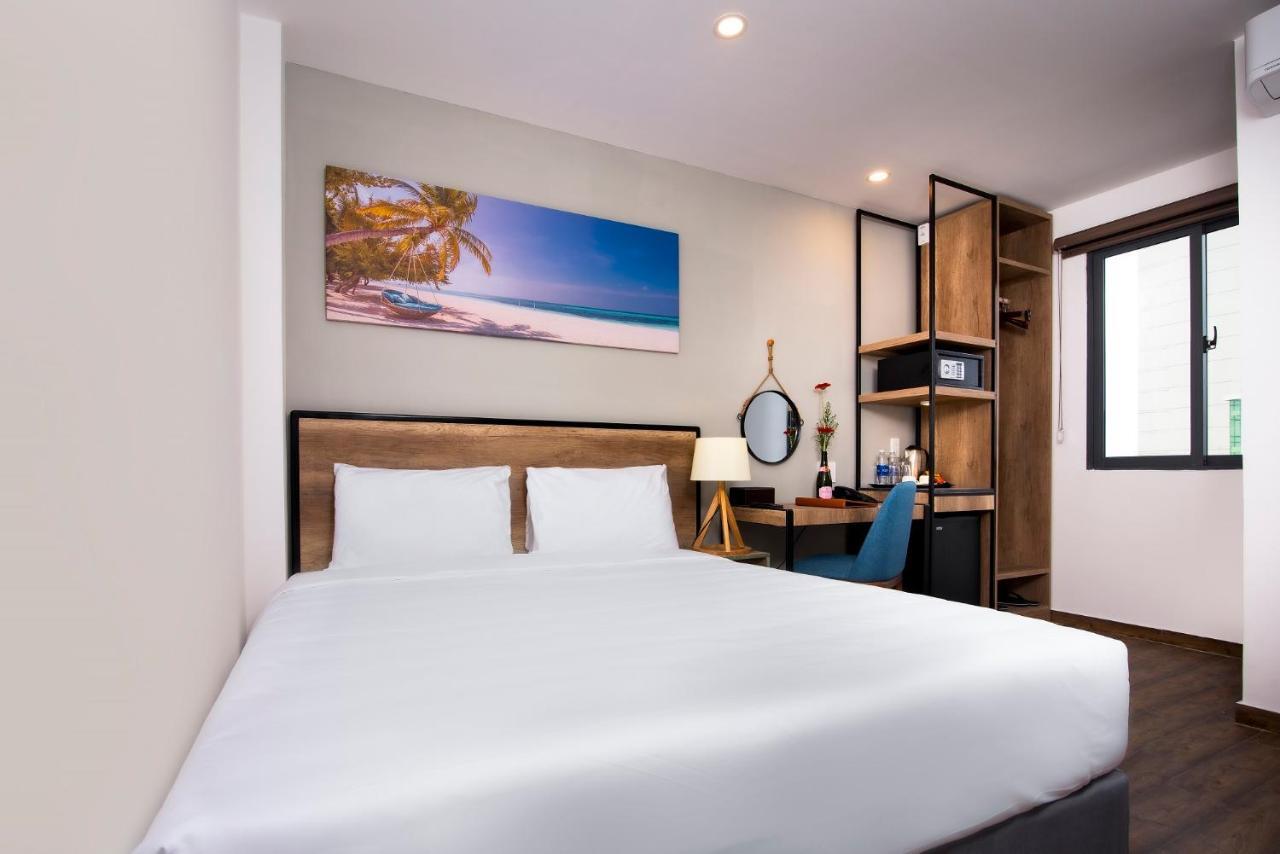 Golden Lotus Central Hotel Nha Trang Buitenkant foto
